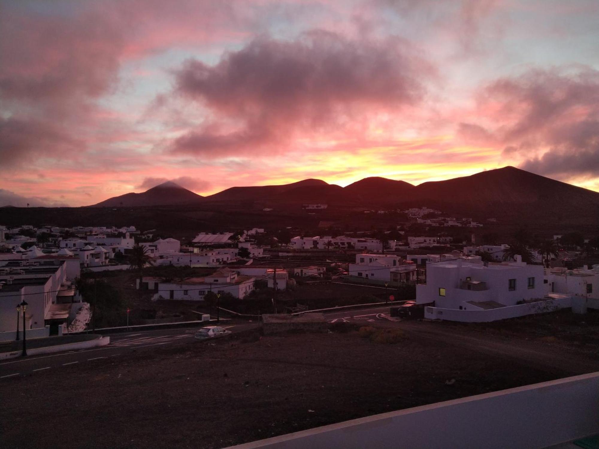 Uga Tranquilidad Entre Volcanes מראה חיצוני תמונה