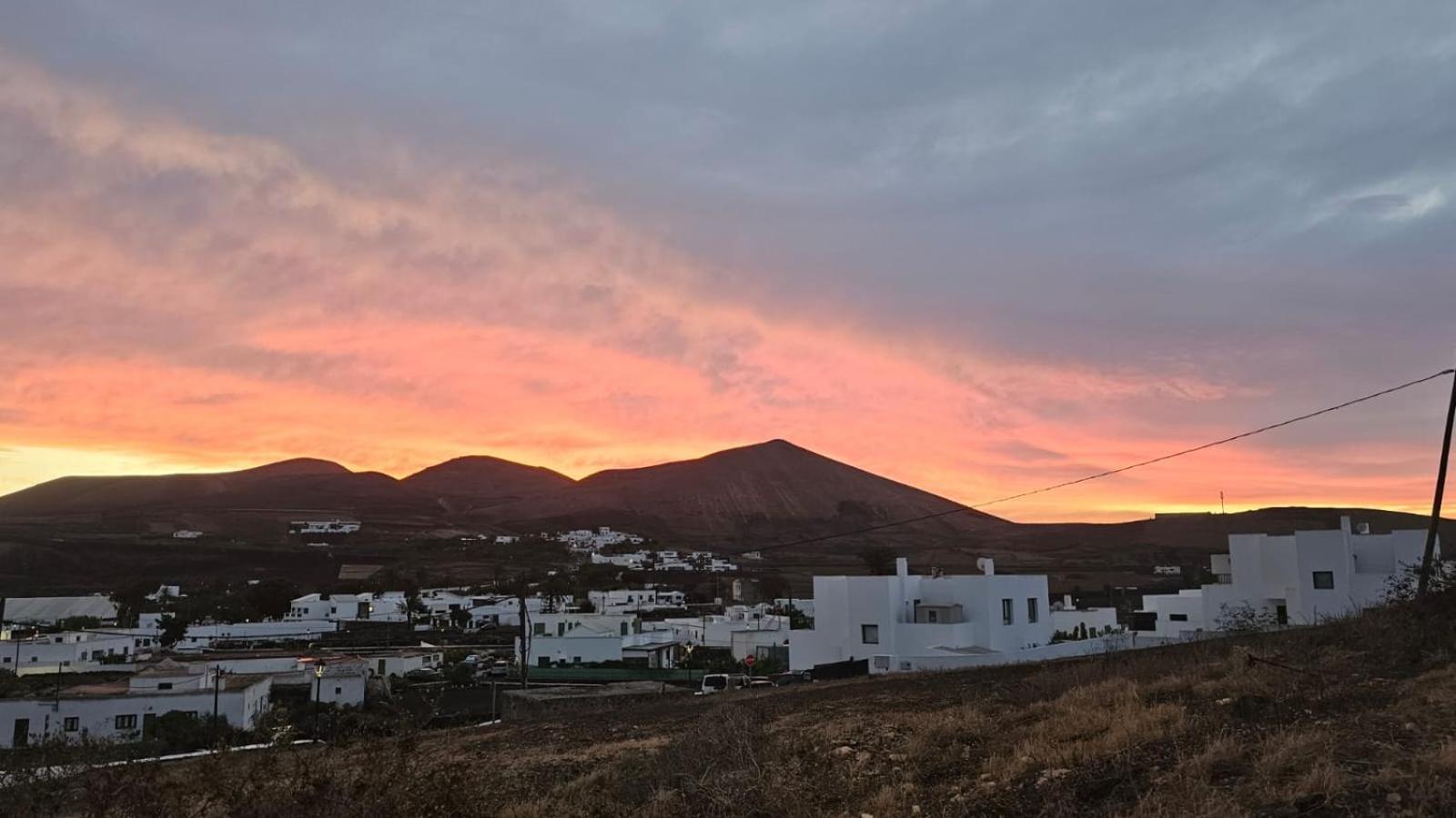 Uga Tranquilidad Entre Volcanes מראה חיצוני תמונה
